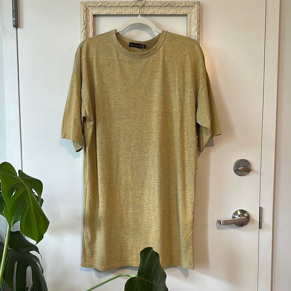 PRETTY LITTLE THING | Yellow Pullover Boyfriend T Shirt Dress - Picture 1 of 9